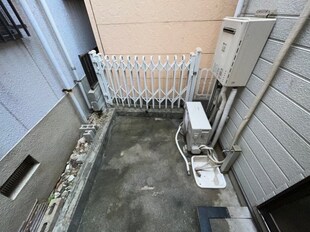 友田町1丁目貸家の物件外観写真